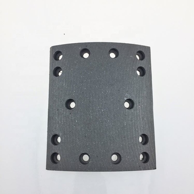 Las piezas de acero de tamaño estándar revestimiento Az9231342018 para revestimiento de frenos de camiones Sinotruk