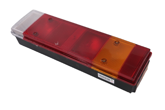 WG9925810001 SINOTRUK HOWO A7 SITRAK Piezas de camión Lámpara trasera de cola con material plástico