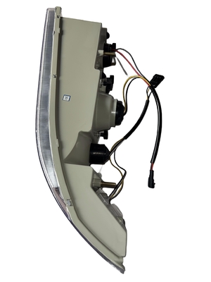 Car Fitment Zhongtong Bus Lámpara de cabeza de autobús de plástico 25275-03-0201 Luz de cabeza delantera chino