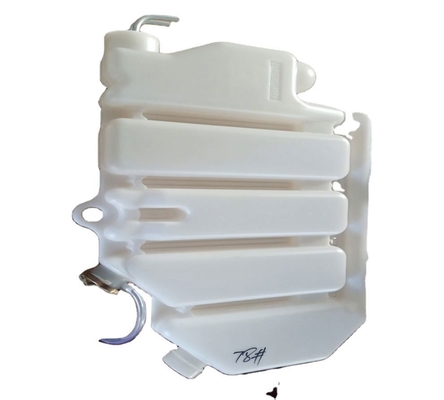 Tanque de expansión para Sinotruk AZ9112530333 Hecho de aluminio y de tamaño estándar